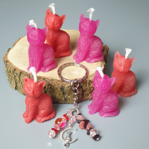 Set of 6 PINK & RED Magic CAT Candles + Gemstone Keyring (Lovers Edition)