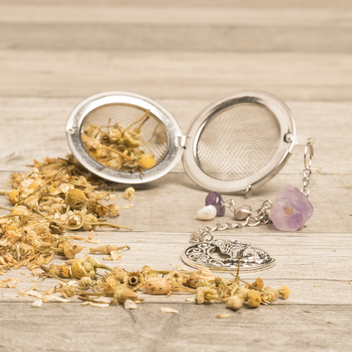 WOLF & MOON Tea Infuser + Spells